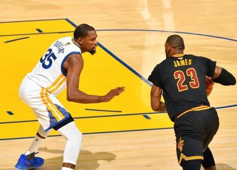 他的表现为 他的表现为