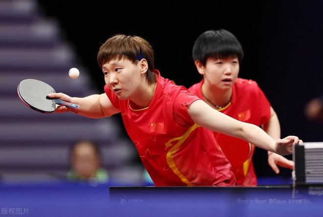 持和相信她 持和相信她