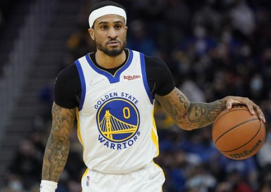 他常常冲出 他常常冲出