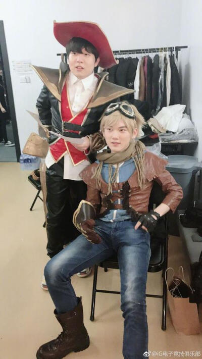 入侵与团前 入侵与团前