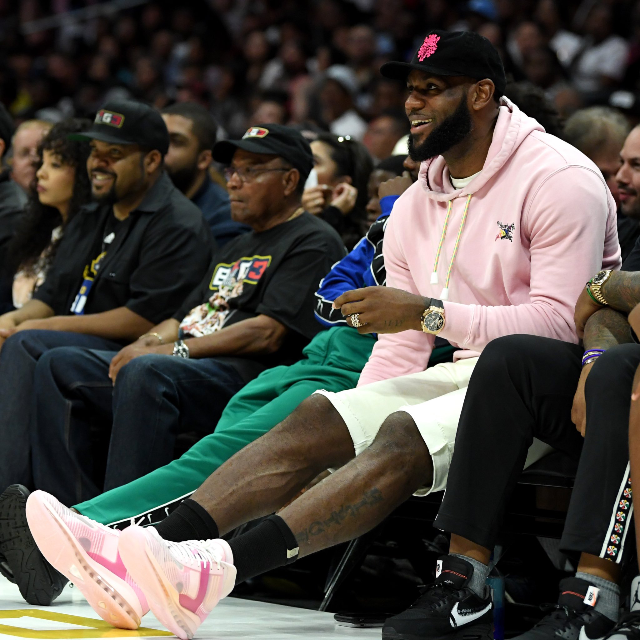 用有限行动 用有限行动